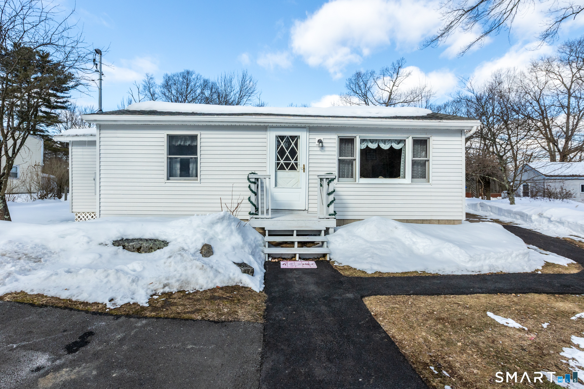 51 Sandy Beach Road Ellington, CT 06029 - Photo 1 of 36