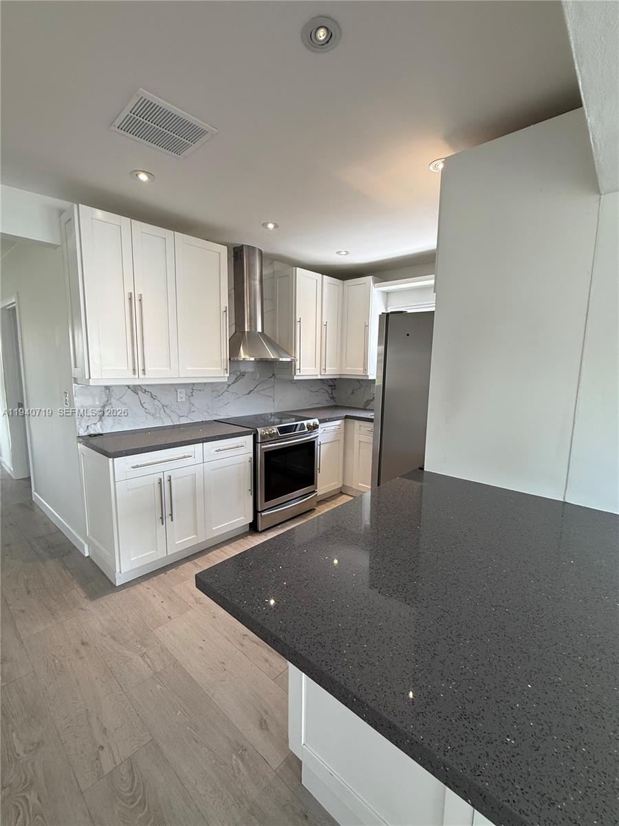 7415 Normandy Street Miramar, FL 33023 - Photo 7 of 19