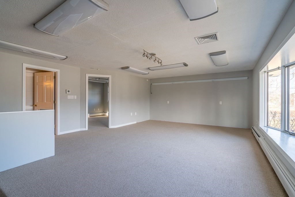 13 Tremlett Road Billerica, MA 01821 - Photo 7 of 26 Gallery Image 7