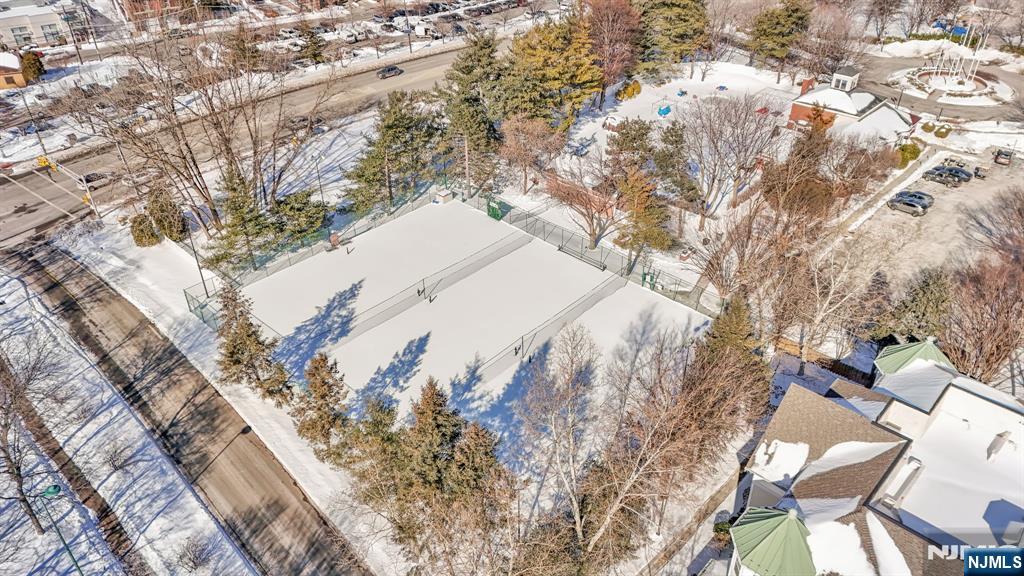 502 Smith Court, Unit R502 Edgewater, NJ 07020 - Photo 29 of 31