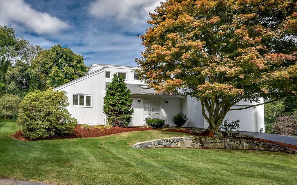 28 Parker Road Framingham, MA 01702 - Photo 1 of 22 Gallery Image 1