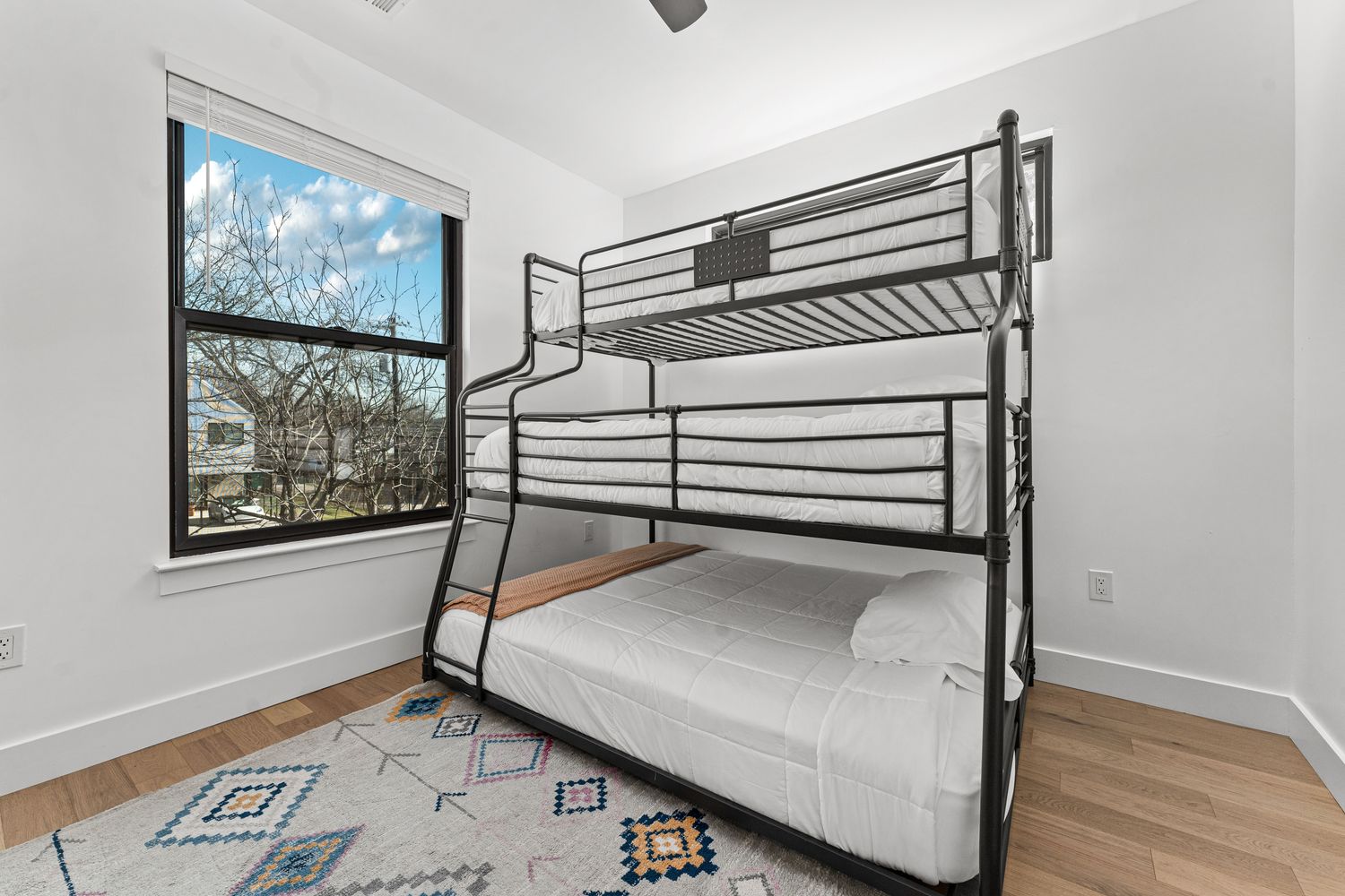 910 Tillery Street, Unit A Austin, TX 78702 - Photo 26 of 40