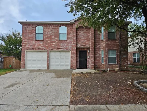 $2,400 | 8405 3 Bars Drive, Fort Worth, TX 76179