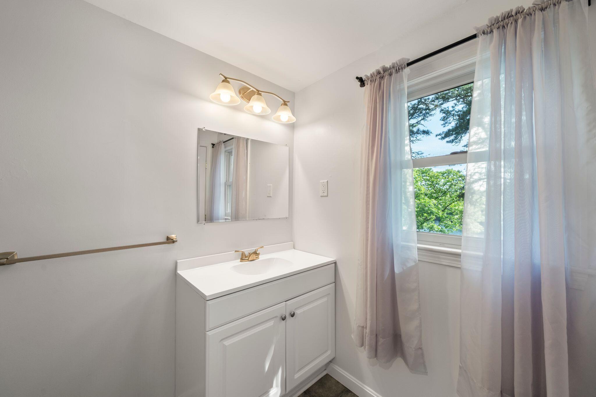 68 Chippingstone Road Chatham, MA 02633 - Photo 30 of 56 DSC05545