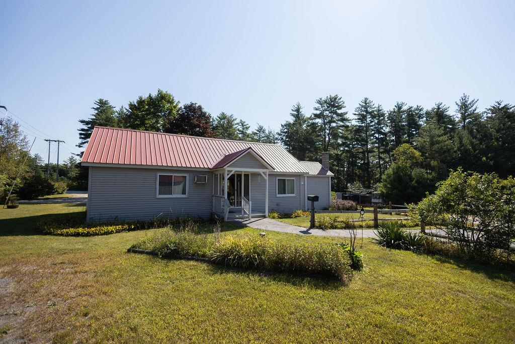 360 Maple Road Tamworth, NH 03886 - Photo 1 of 33 Gallery Image 1