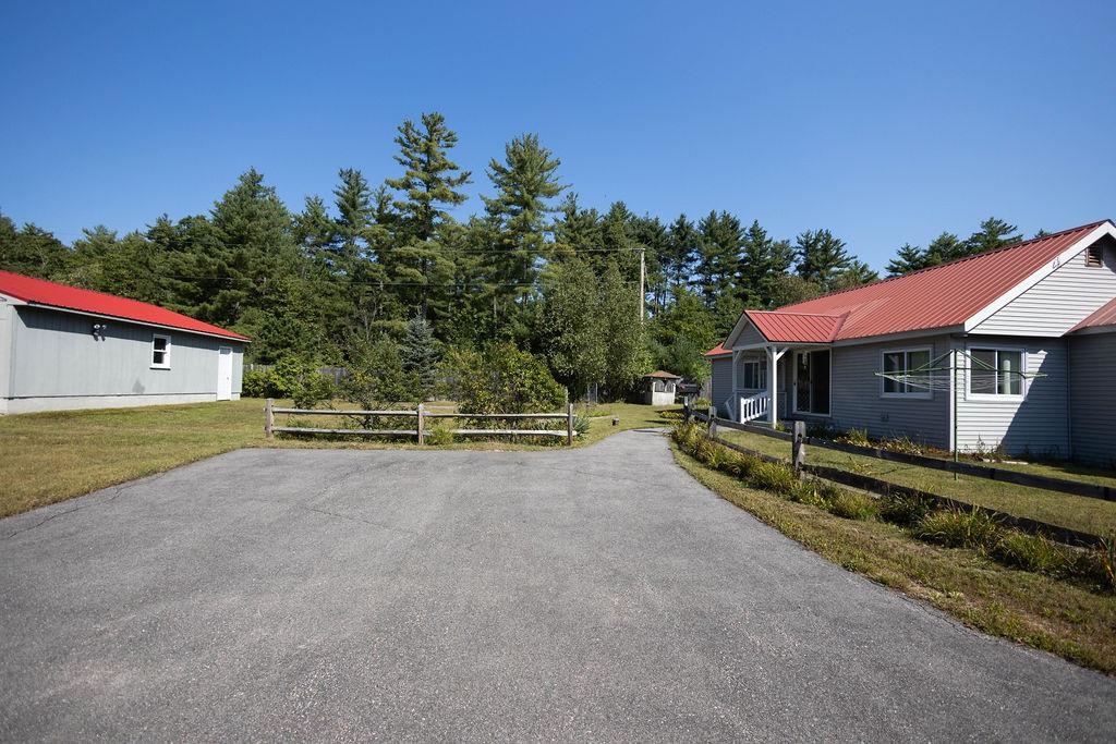 360 Maple Road Tamworth, NH 03886 - Photo 3 of 33 Gallery Image 3