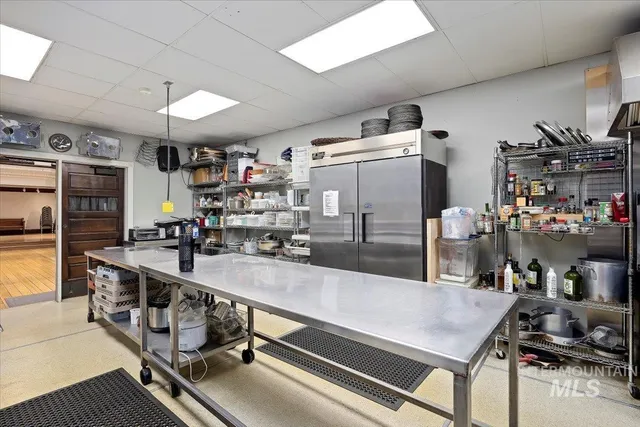 $750,000 | 200 8th Avenue North, Buhl, ID 83316