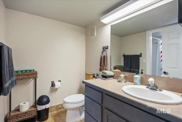 $750,000 | 200 8th Avenue North, Buhl, ID 83316