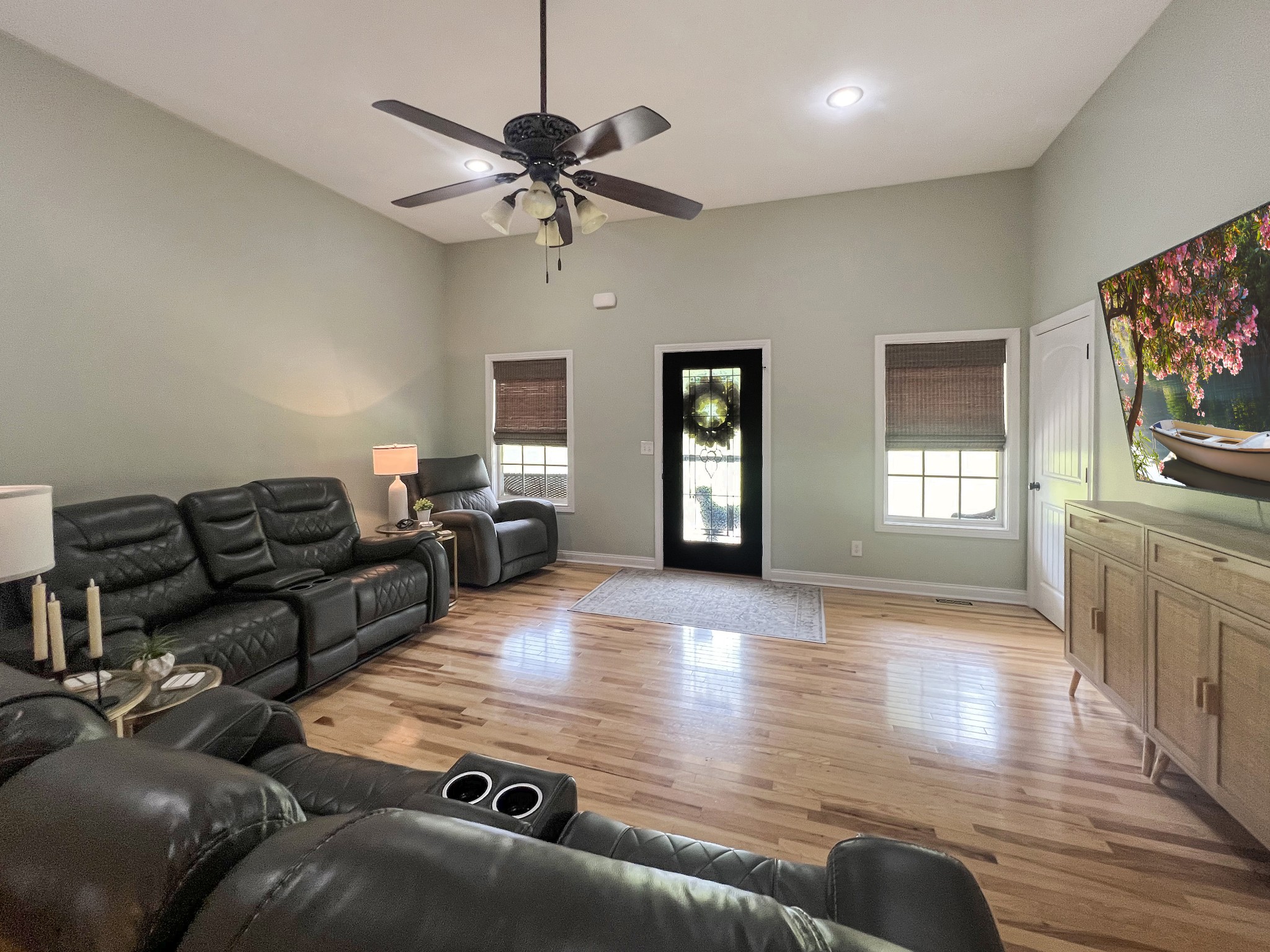 319 Wynns Ferry Road Dover, TN 37058 - Photo 7 of 27 a living room with furniture and a flat screen tv