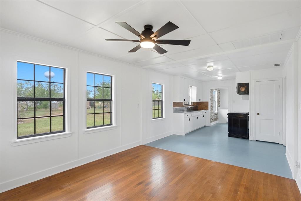 111 Rose Street Merkel, TX 79536 - Photo 7 of 37