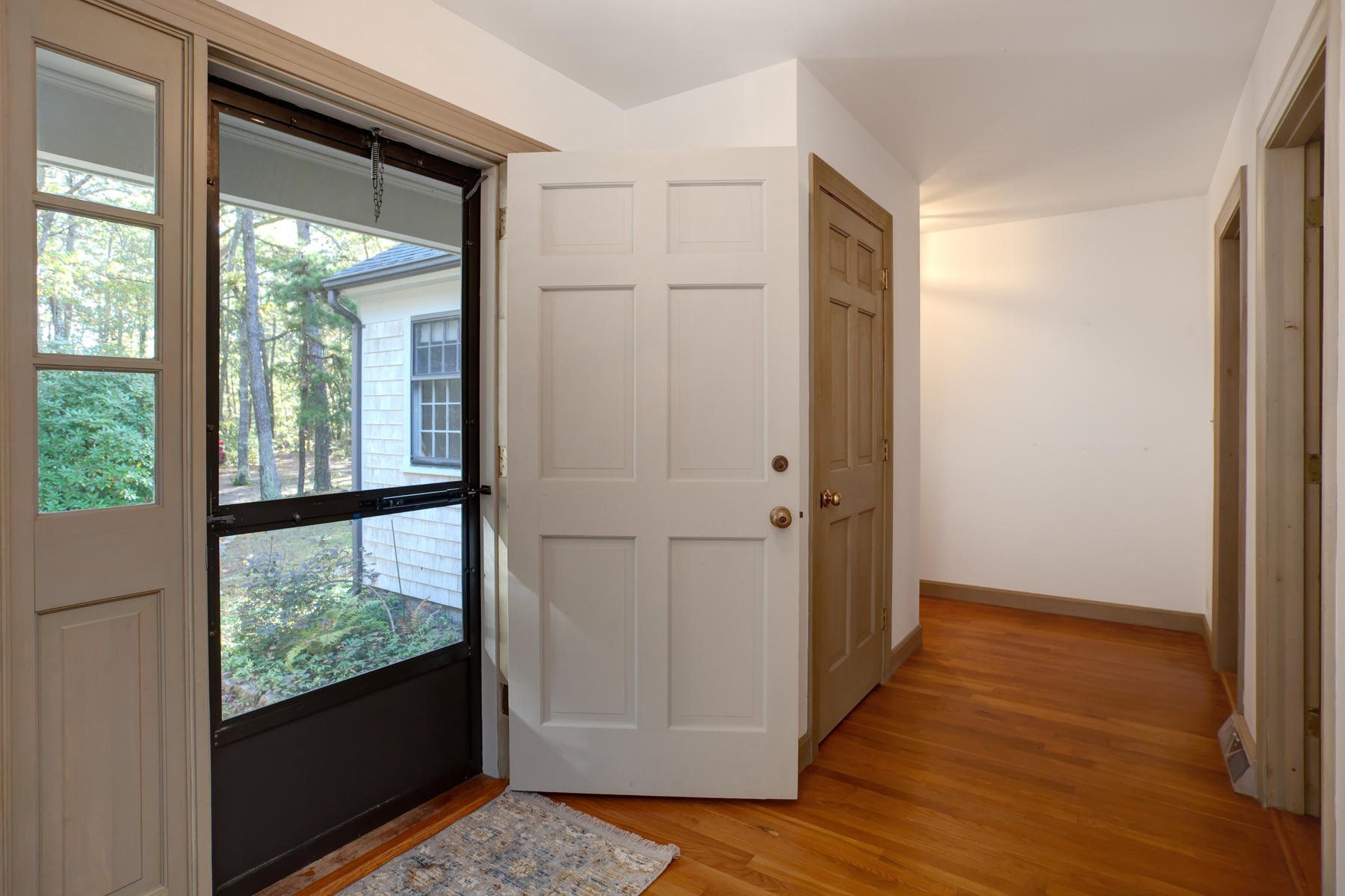 21 Lowell Road Cotuit, MA 02635 - Photo 8 of 49 Foyer