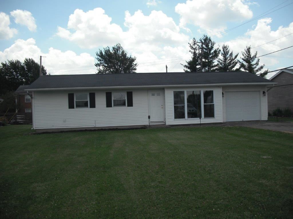 1609 Nuttman Avenue Decatur, IN 46733 - Photo 1 of 21