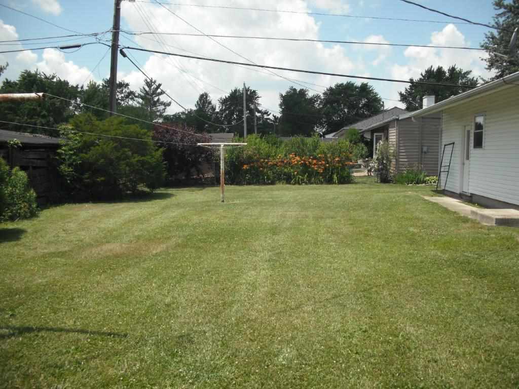 1609 Nuttman Avenue Decatur, IN 46733 - Photo 3 of 21