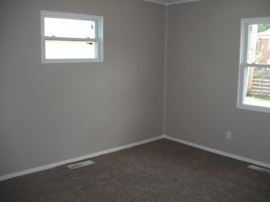 1609 Nuttman Avenue Decatur, IN 46733 - Photo 10 of 21