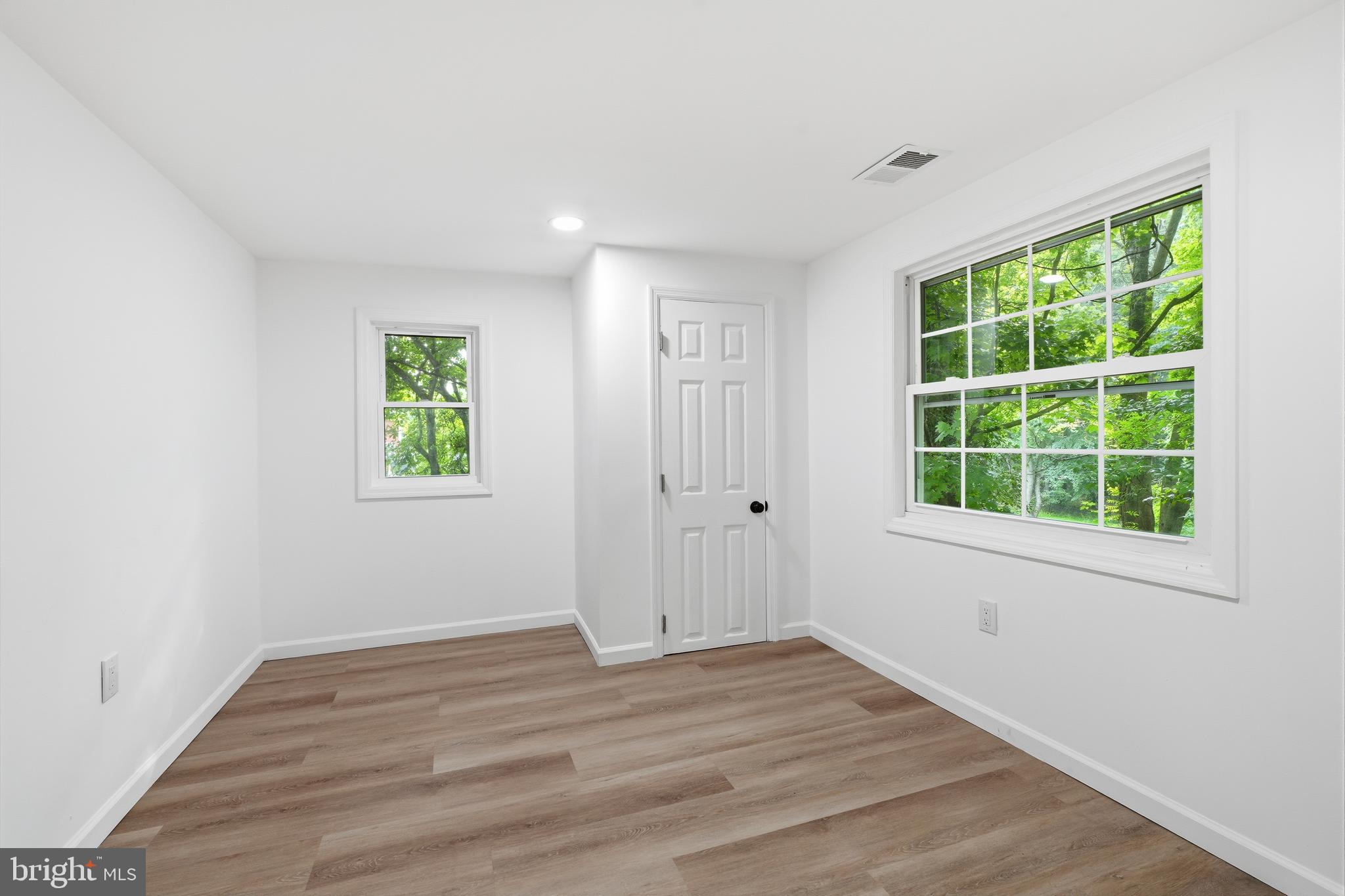 227 West Ferry Road Yardley, PA 19067 - Photo 31 of 42