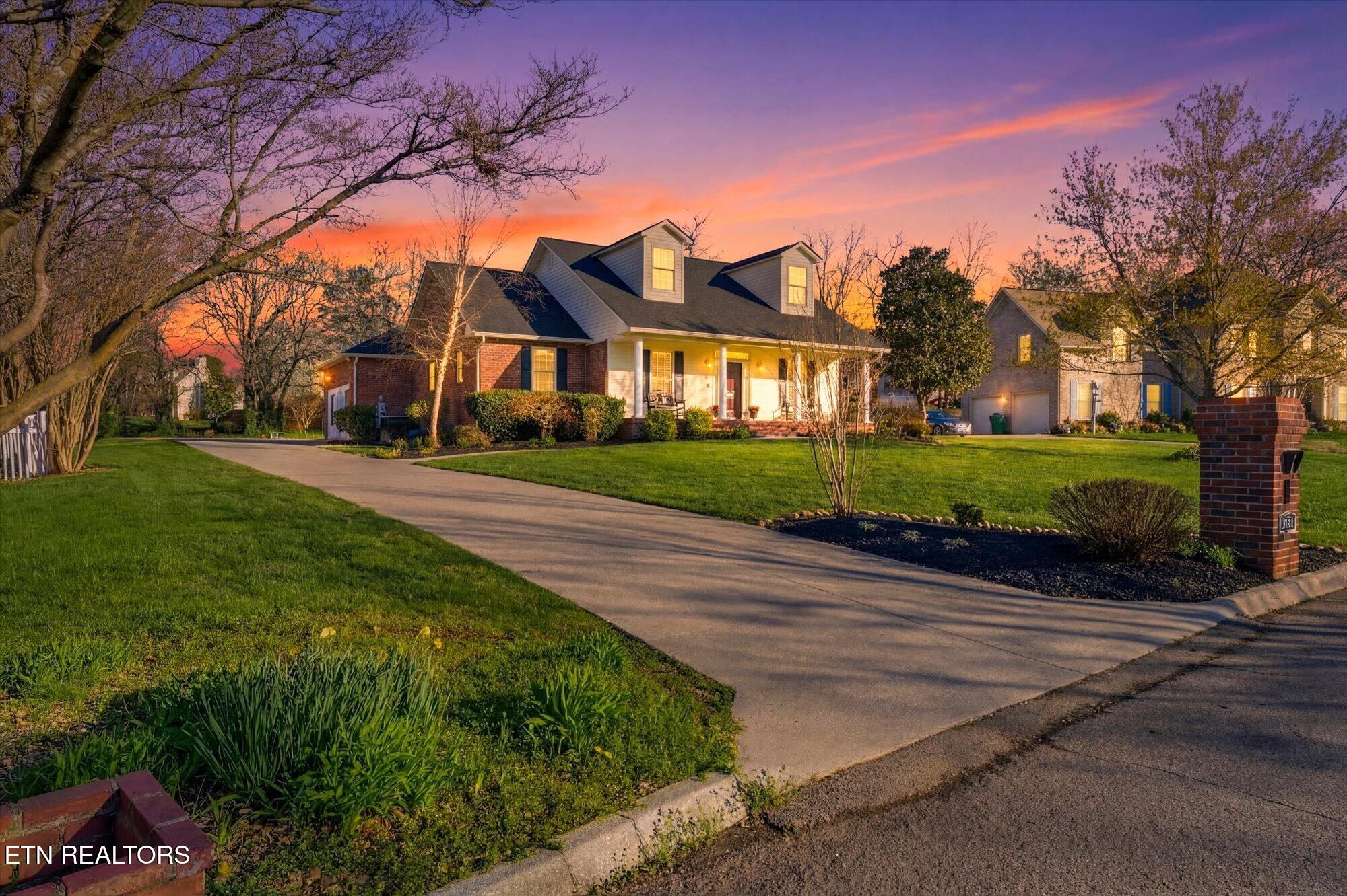 01-5804-Rosedown-Ct-Knoxville-TN-1