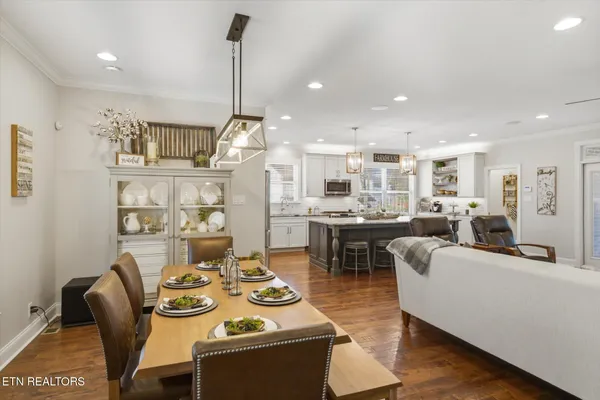 $725,000 | 5804 Rosedown Court, Knoxville, TN 37918