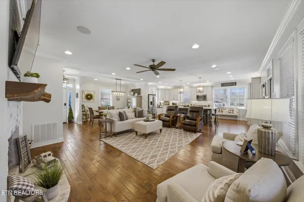 $725,000 | 5804 Rosedown Court, Knoxville, TN 37918