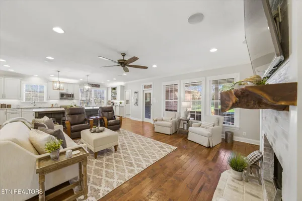 $725,000 | 5804 Rosedown Court, Knoxville, TN 37918