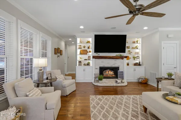 $725,000 | 5804 Rosedown Court, Knoxville, TN 37918