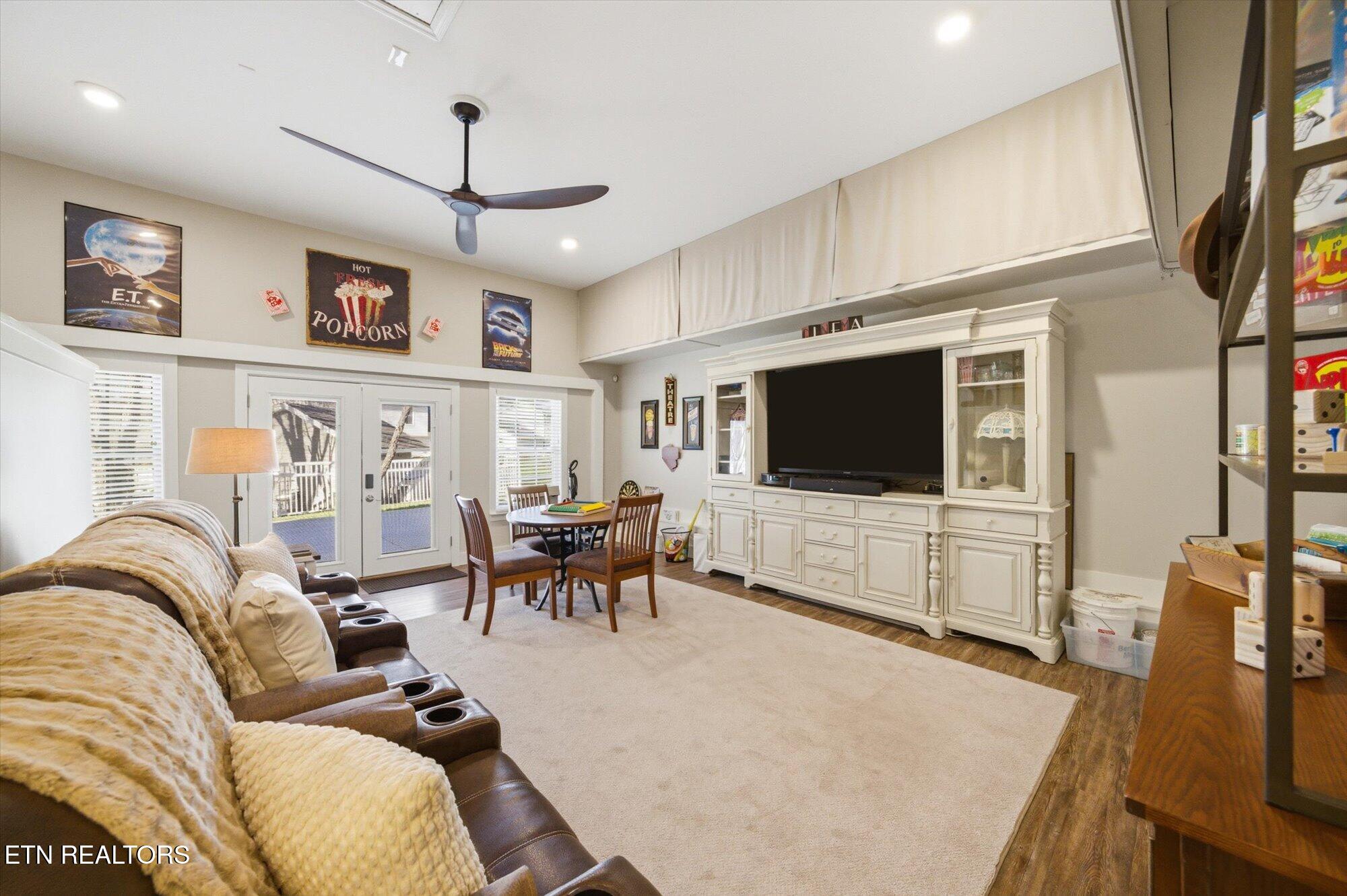 5804 Rosedown Court Knoxville, TN 37918 - Photo 33 of 58 45-5804-Rosedown-Ct-Knoxville-TN-45