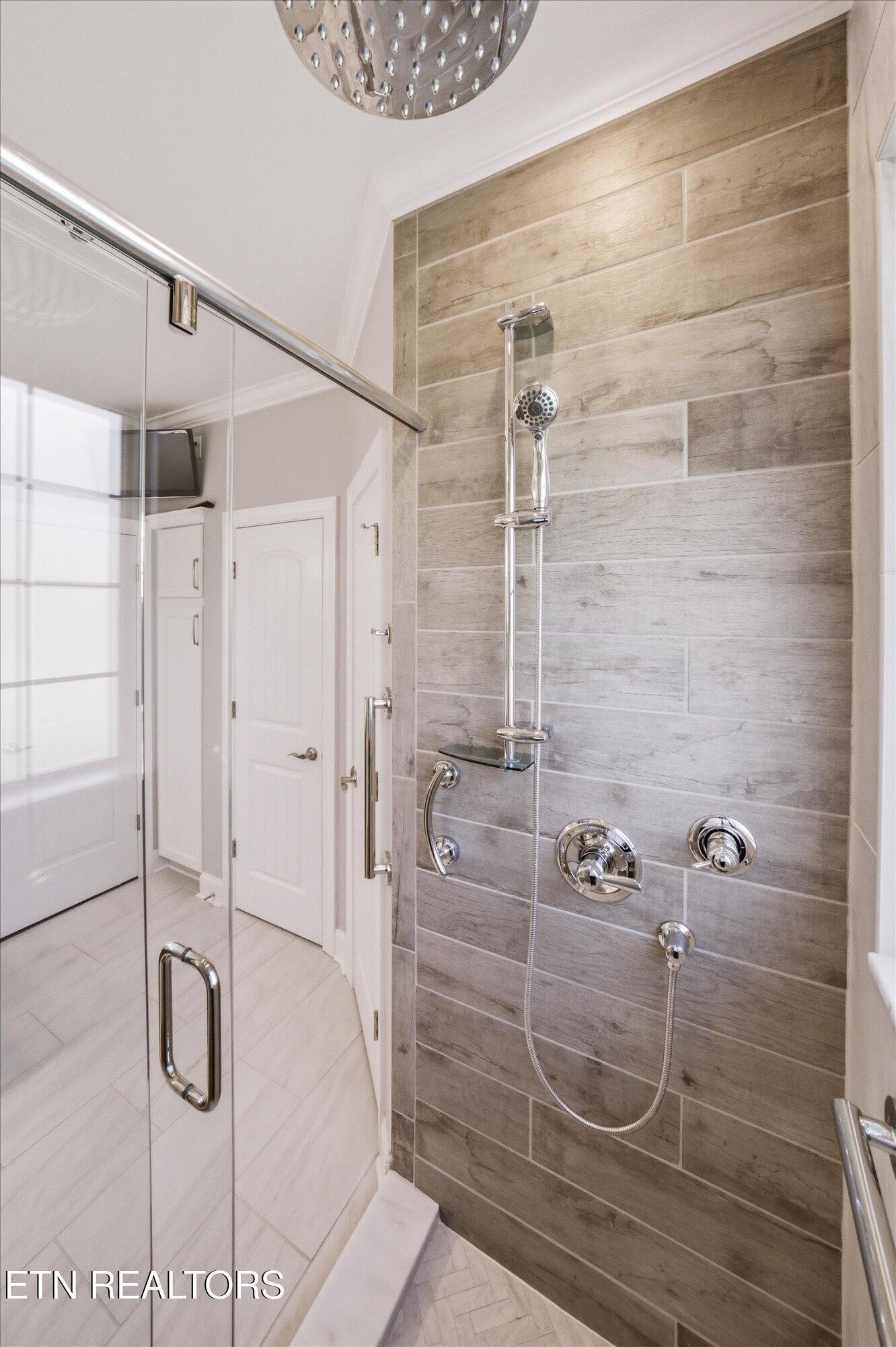 5804 Rosedown Court Knoxville, TN 37918 - Photo 38 of 58 52-5804-Rosedown-Ct-Knoxville-TN-52