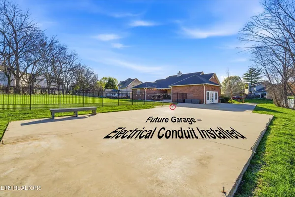 $725,000 | 5804 Rosedown Court, Knoxville, TN 37918