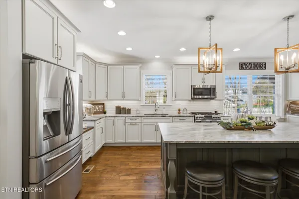 $725,000 | 5804 Rosedown Court, Knoxville, TN 37918