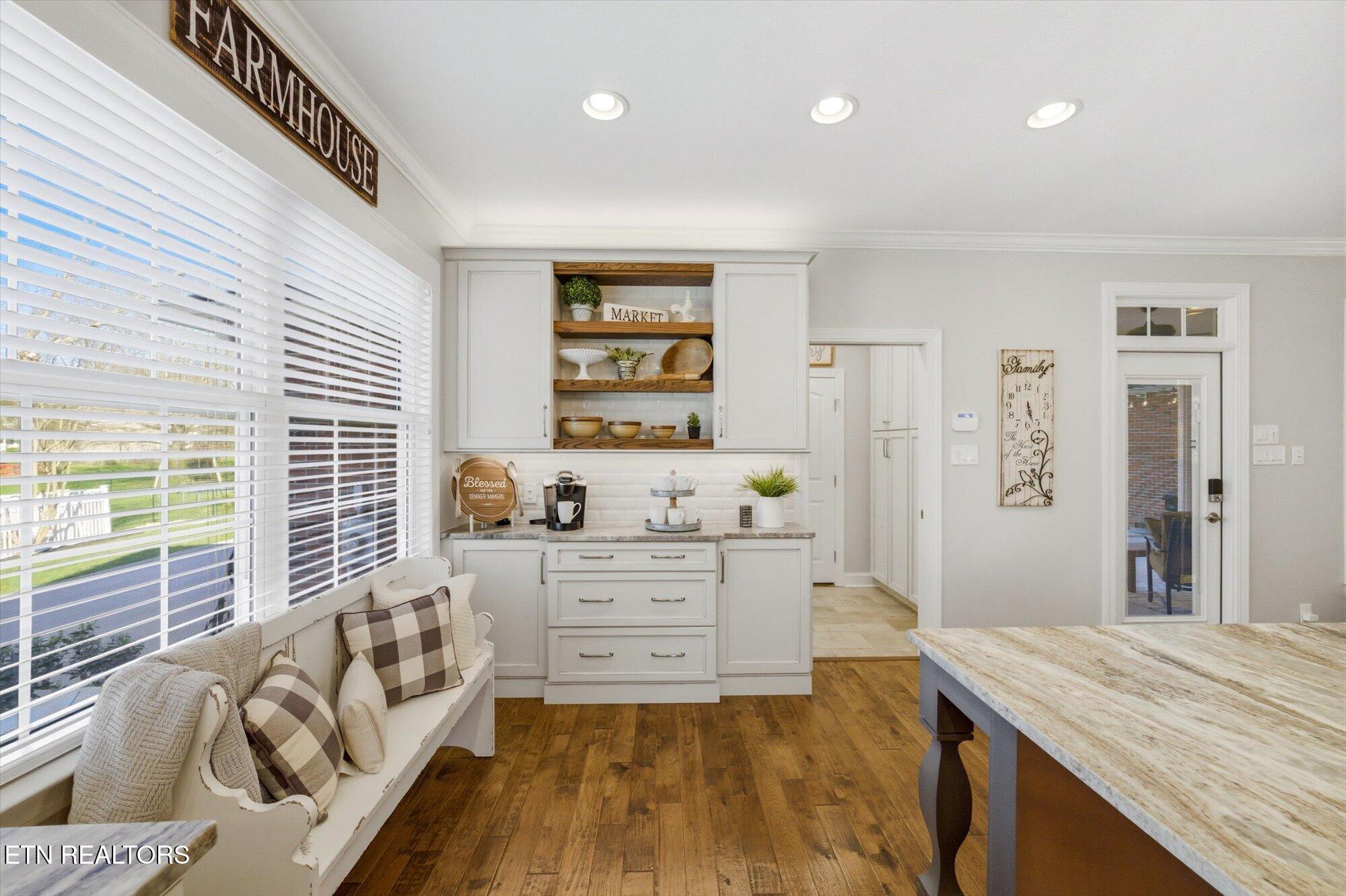 5804 Rosedown Court Knoxville, TN 37918 - Photo 9 of 58 36-5804-Rosedown-Ct-Knoxville-TN-36