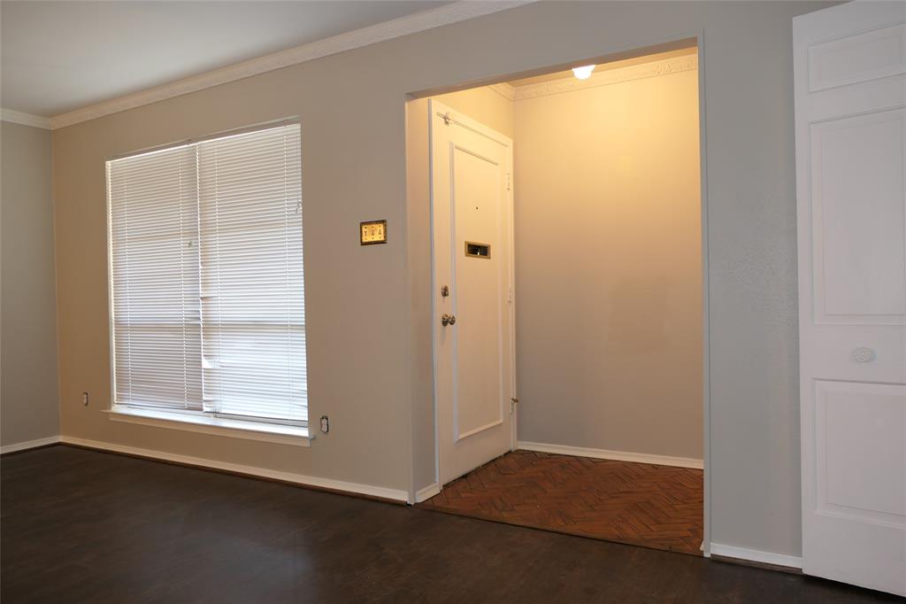6315 Rincon Way Dallas, TX 75214 - Photo 4 of 28
