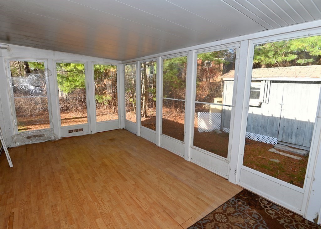 37 Longboat Road Wareham, MA 02576 - Photo 15 of 18 Gallery Image 15