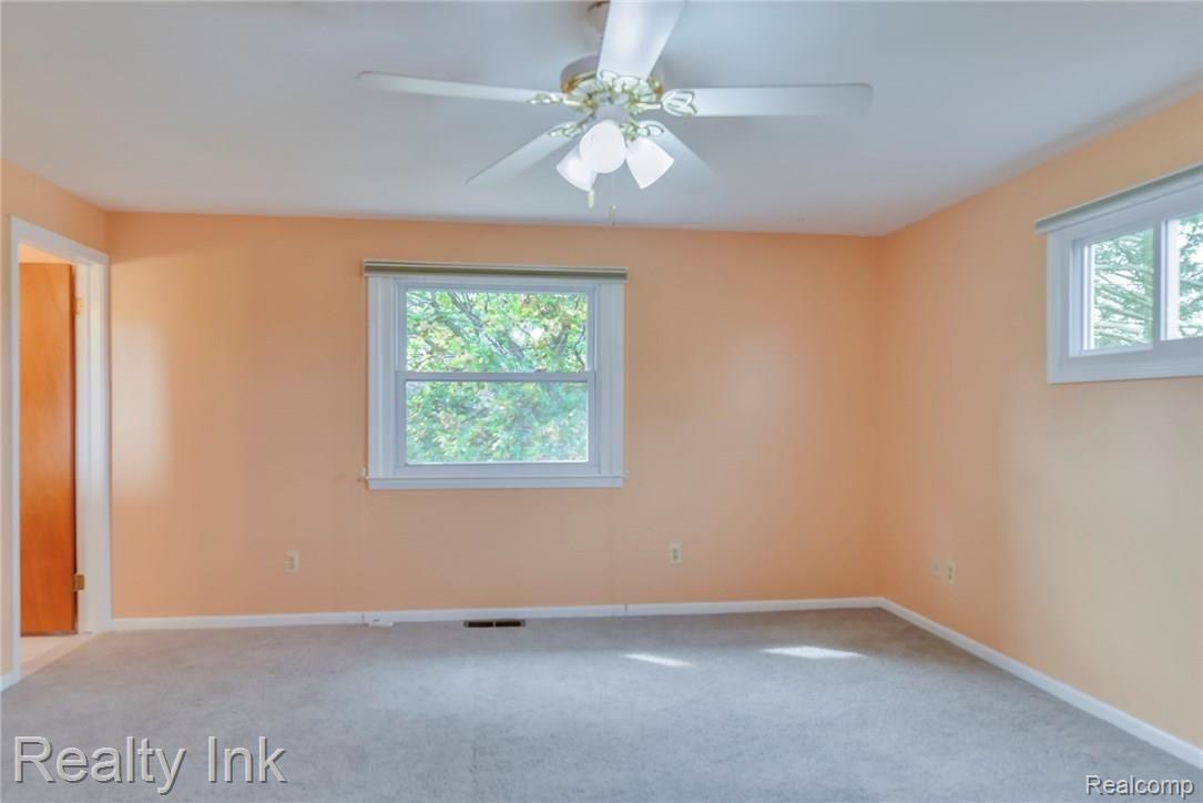 3100 Byron Road Howell, MI 48855 - Photo 11 of 23 Master Bedroom