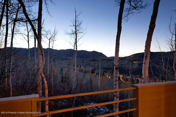 a view of a outdoor space