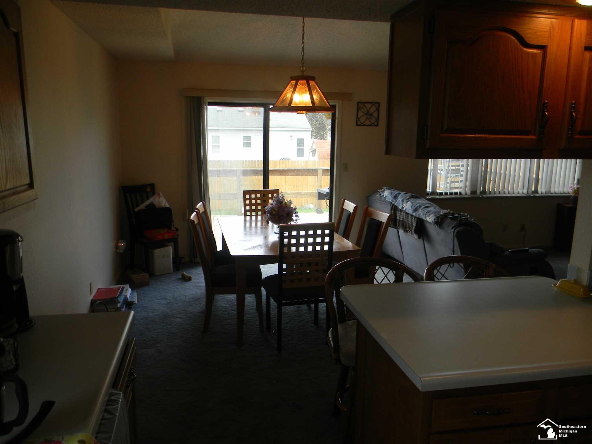 13767 Alton Road Monroe, MI 48161 - Photo 10 of 19 21480957-9.JPG
