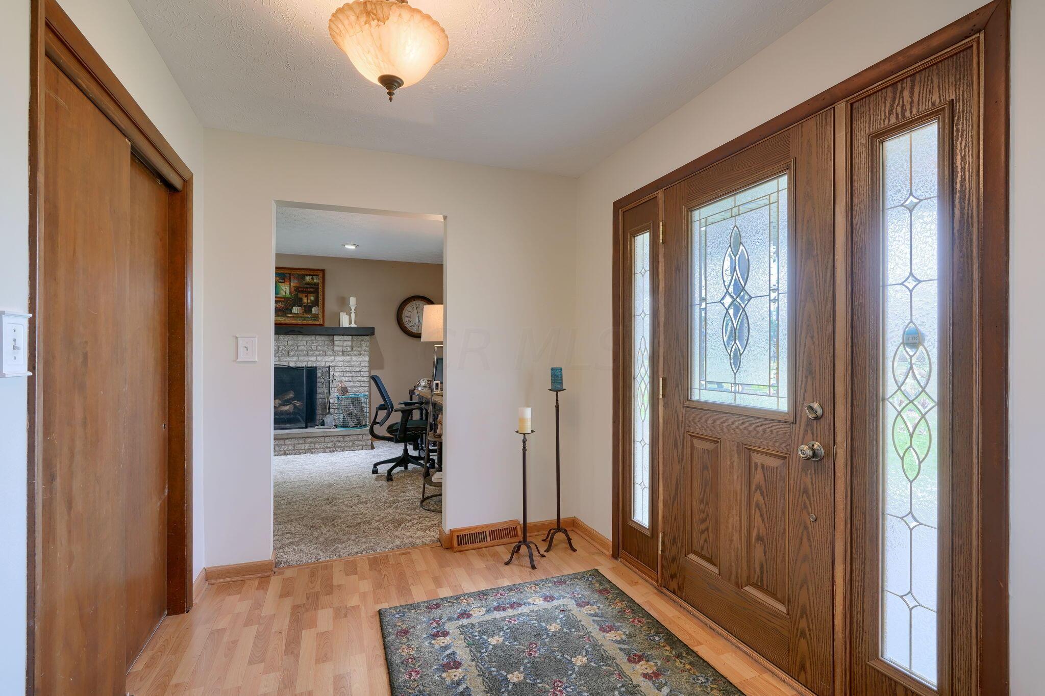 1360 Heister Road Northwest Lancaster, OH 43130 - Photo 4 of 63 Entry