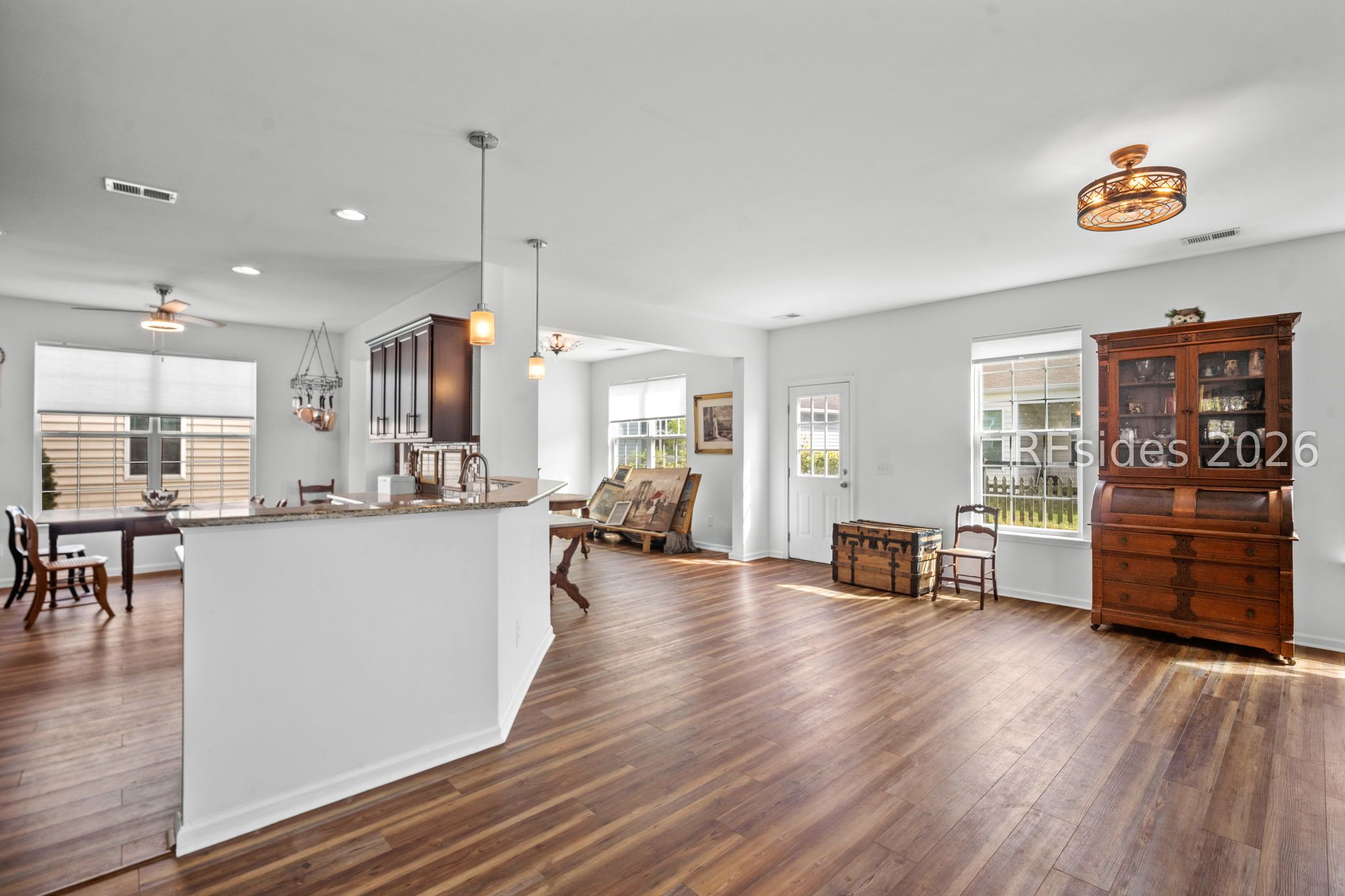 12 Congaree Way Beaufort, SC 29902 - Photo 7 of 51