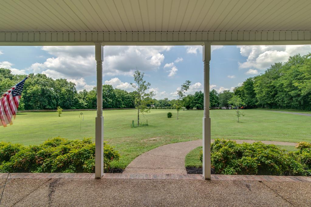 1102 Center Point Road Hendersonville, TN 37075 - Photo 5 of 30 a view of a park with a large tree