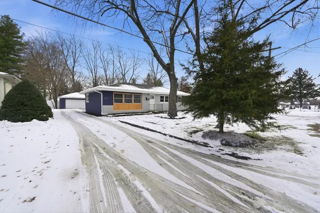 $2,695 | 15409 South Union Place, Plainfield, IL 60544