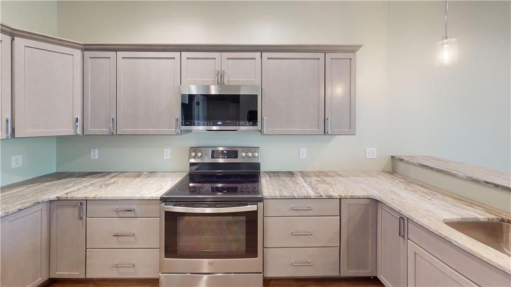 112 North Merchant Street, Unit 201 Decatur, IL 62523 - Photo 2 of 11 Gallery Image 2