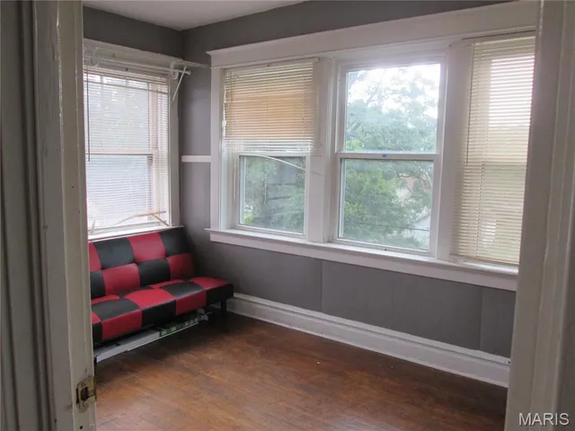 $400,000 | 6532 Bartmer Avenue, University City, MO 63130