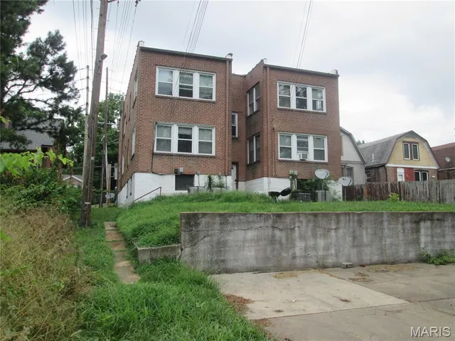 $400,000 | 6532 Bartmer Avenue, University City, MO 63130