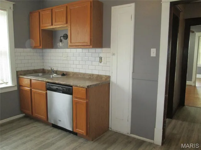 $400,000 | 6532 Bartmer Avenue, University City, MO 63130