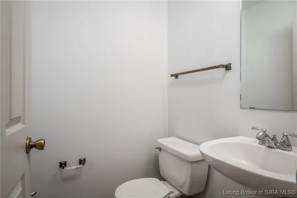 $199,500 | 303 Colonial Club Drive, New Albany, IN 47150