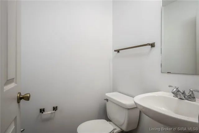 $199,500 | 303 Colonial Club Drive, New Albany, IN 47150