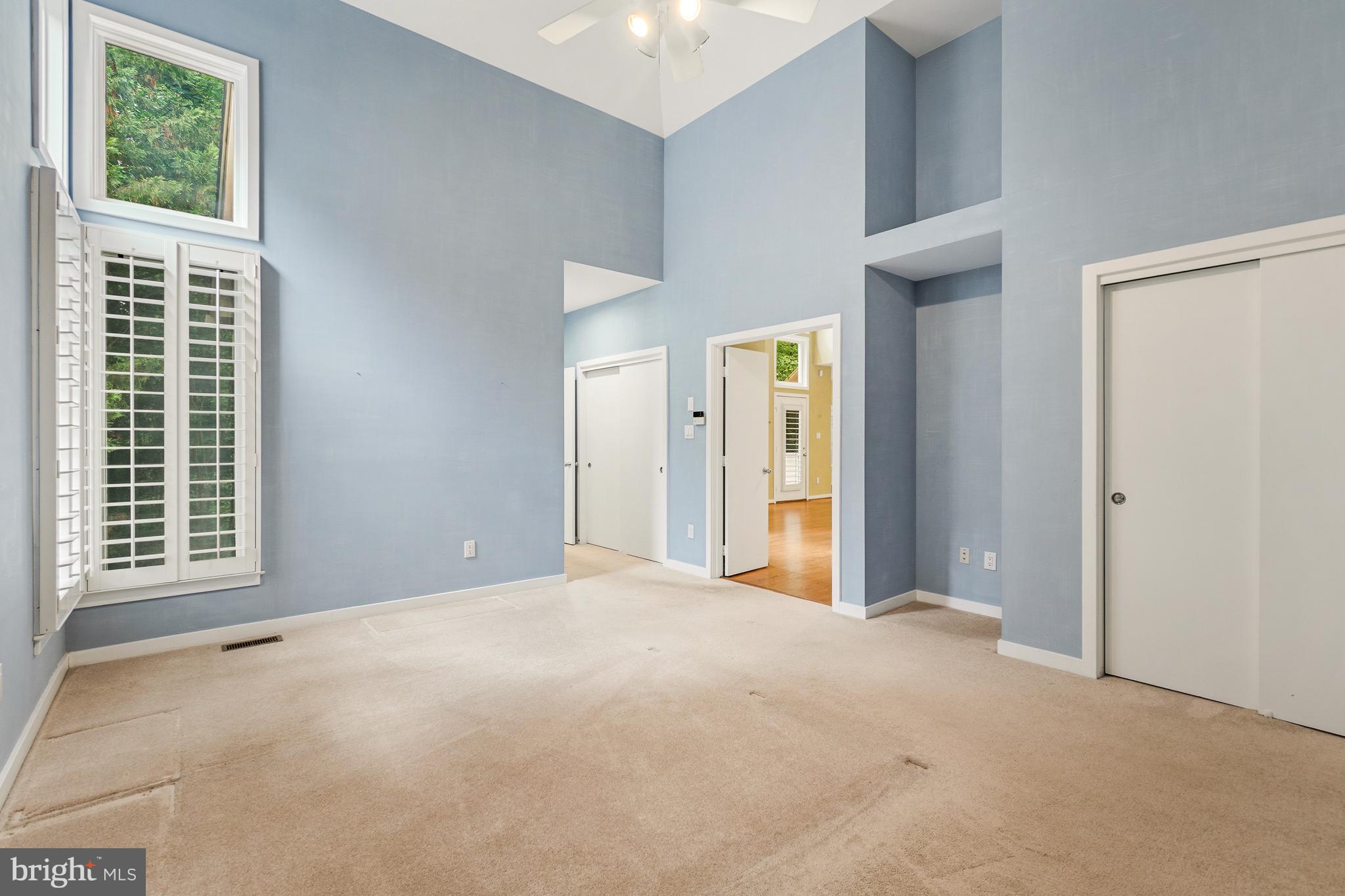 1104 Water Pointe Lane Reston, VA 20194 - Photo 22 of 44 Main Level Primary Suite