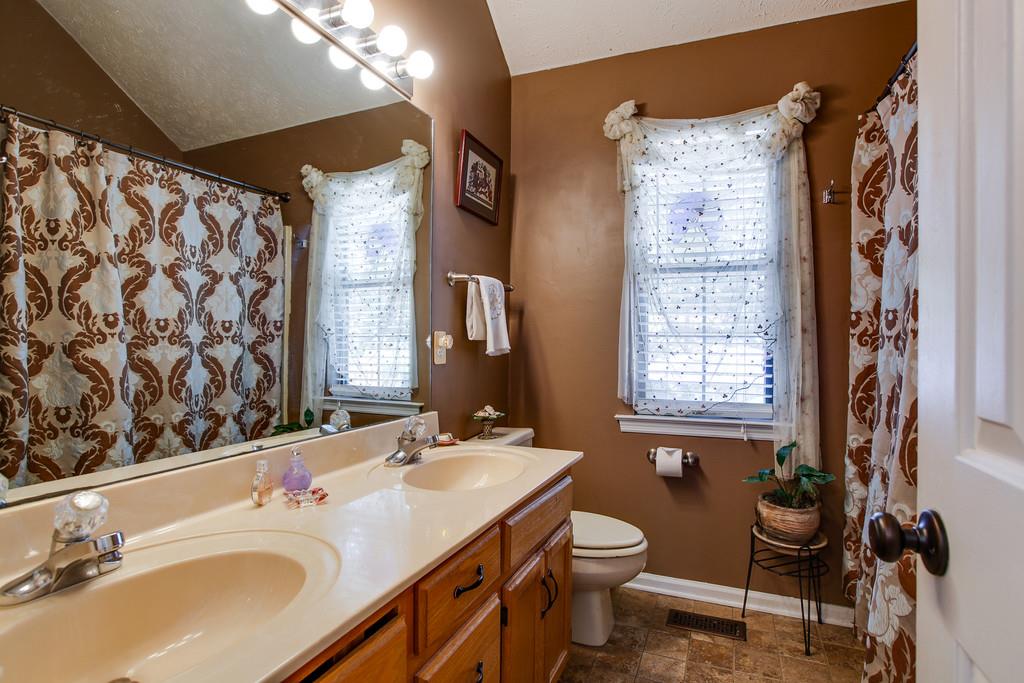 5621 Seesaw Road Nashville, TN 37211 - Photo 16 of 27 Gallery Image 16