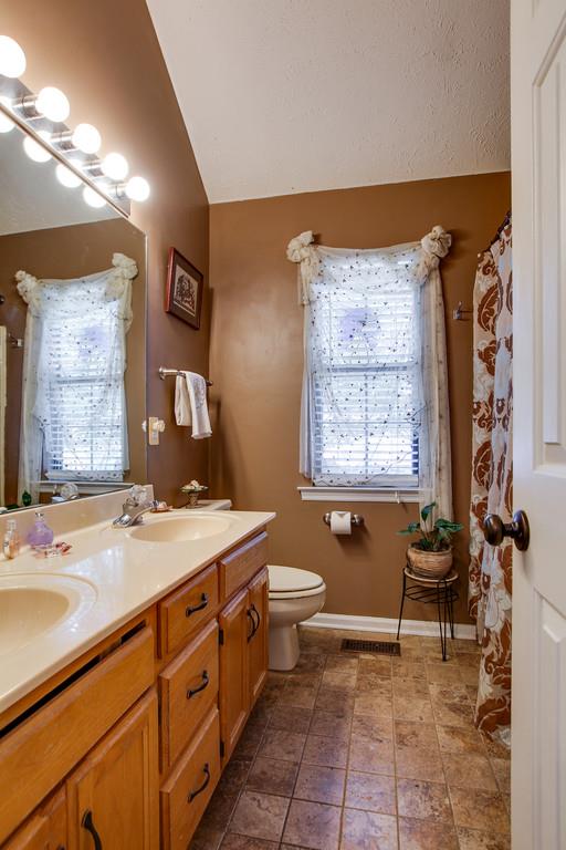 5621 Seesaw Road Nashville, TN 37211 - Photo 17 of 27 Gallery Image 17