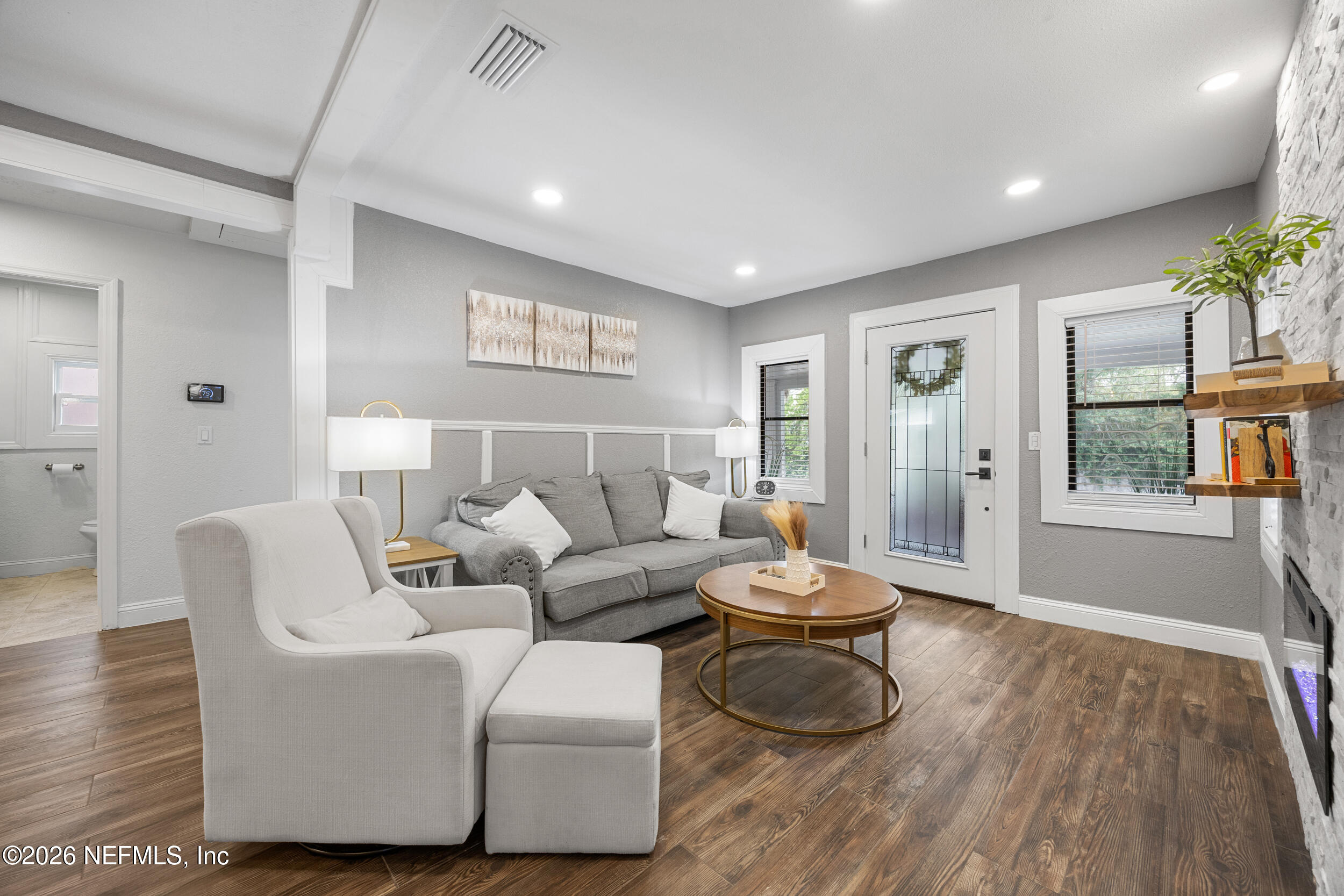 136 Washington Street St. Augustine, FL 32084 - Photo 2 of 37 Inviting Living Room