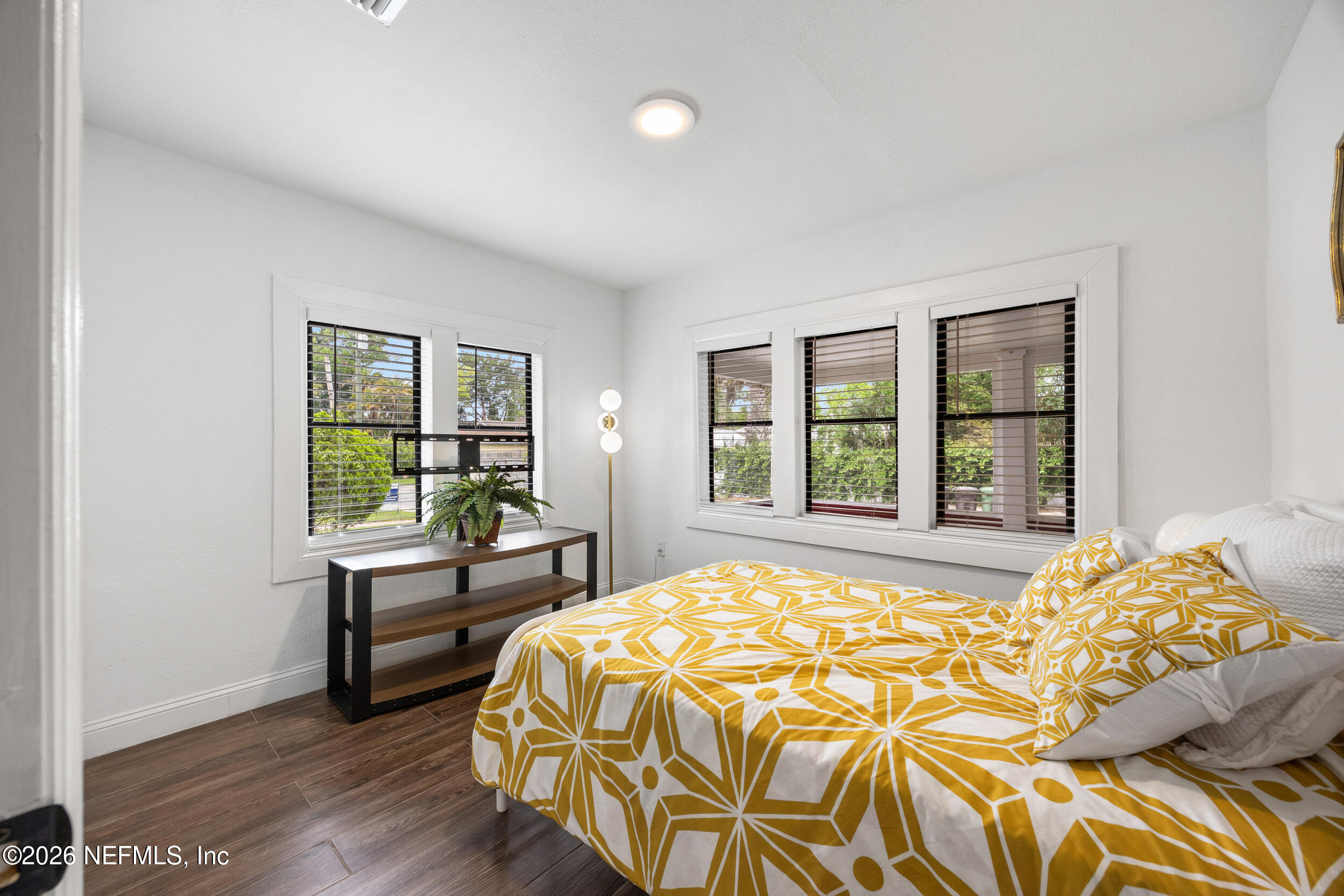 136 Washington Street St. Augustine, FL 32084 - Photo 21 of 37 Bedroom 2