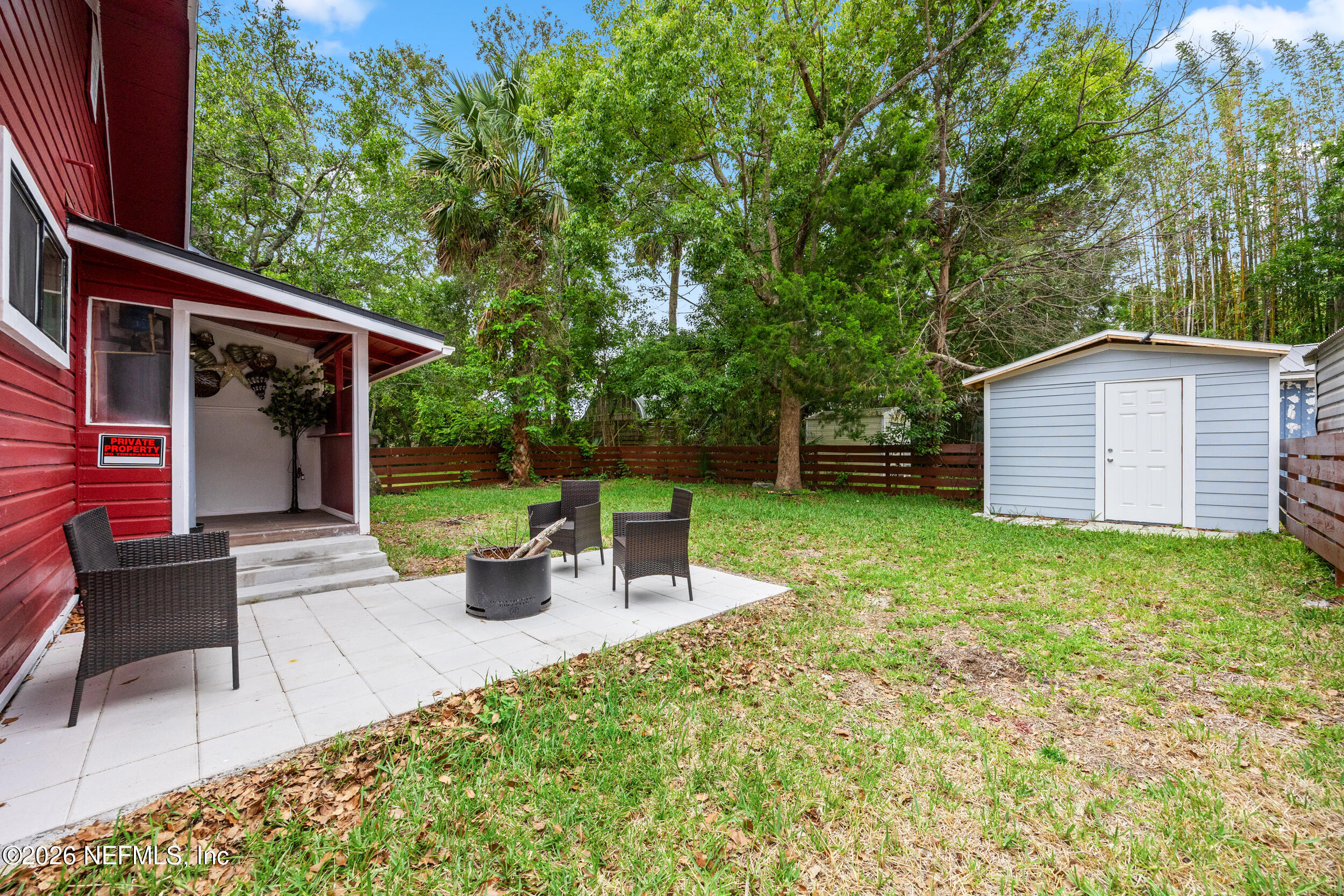 136 Washington Street St. Augustine, FL 32084 - Photo 28 of 37 Perfect for Cozy Evenings w Family!